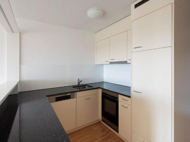 Senior apartment with balcony for rent!