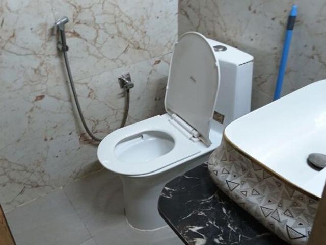 Senior Mall 2 Bedroom 152 Sq. Yd. Apartment in Sector 18 Noida Listing ID: #10057