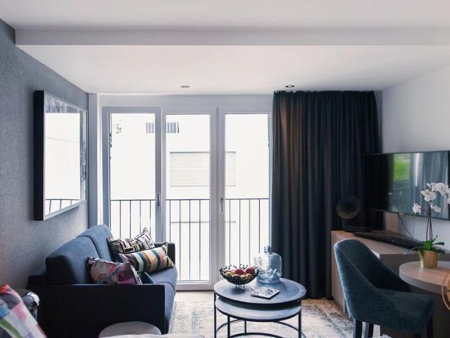 SENIOR STUDIO BALCONY SERVICED APARTMENT HIGH QUALITY FURNISHED STUDIO WITH BALCONY