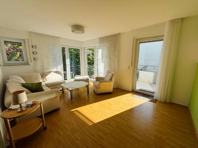 Seniorengerechte und barrierefreie 3 Zimmerwohnung mit Balkon u. TG Stellpatz| sofort frei