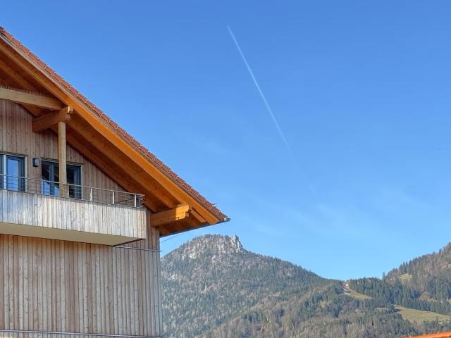 Seniorengerechte 2 Zi. Mansarden ETW im betreuten Wohnen mit gr. Nordost Balkon und Stellplatz