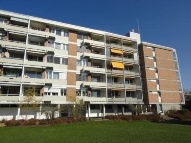 Seniorenwohnung mit Balkon zu vermieten!