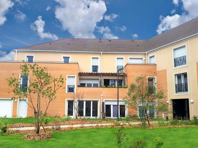 Senioriales PRINGY Bel Appartement T2 45,63m2 + terrasse de 5,07m2 avec parking Disponible immédiatement