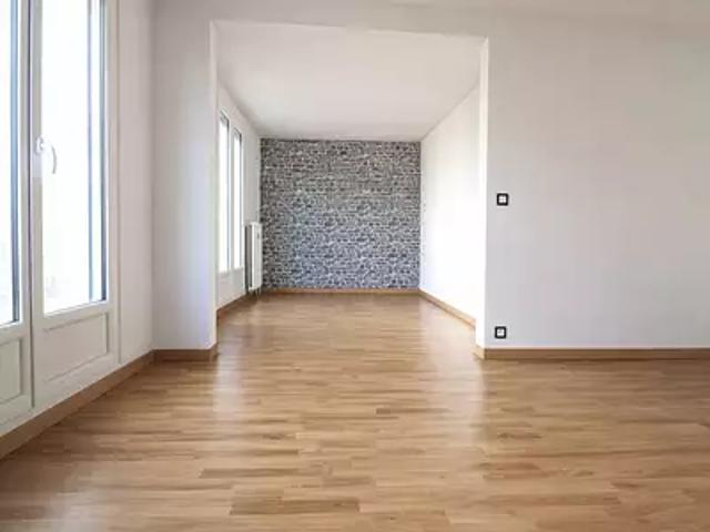 Senlis 60300 Achat / Vente appartement 3 pièces t3 au dernier étage