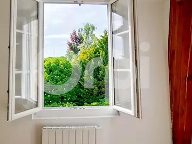 Senlis 60300 Achat / Vente appartement 2 pièces t2