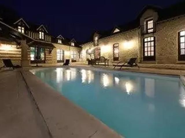 Senlis 60300 Achat / Vente maison 12 pièces t12 piscine parking