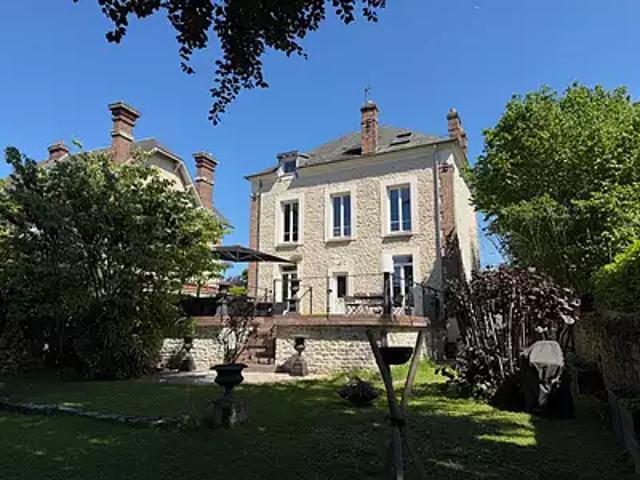 Senlis 60300 Achat / Vente maison 8 pièces t8 au dernier étage