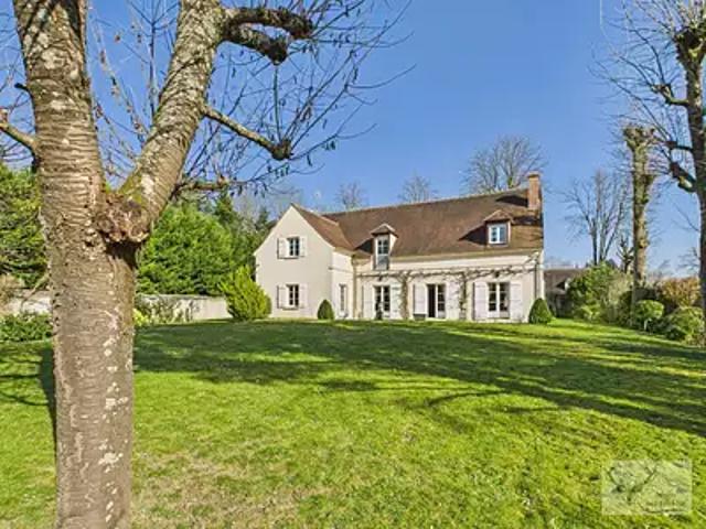Senlis 60300 Achat / Vente maison 8 pièces t8