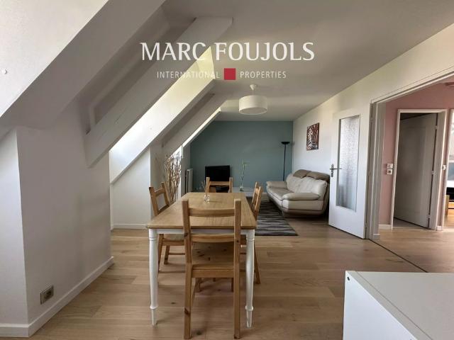 Senlis – Apartment with parking and cellar