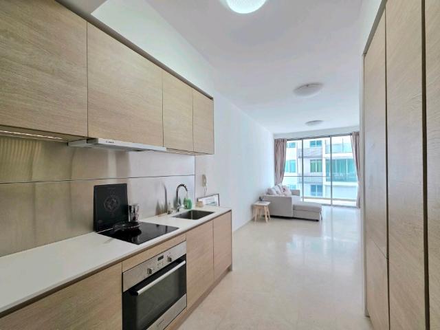 Sennett Residence Condominium For Rent, $3,650, 1 Bed 1 Bath 581 sqft $6.28 psf