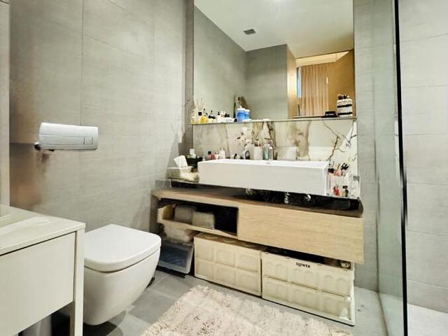 Sennett Residence D13, Condominium