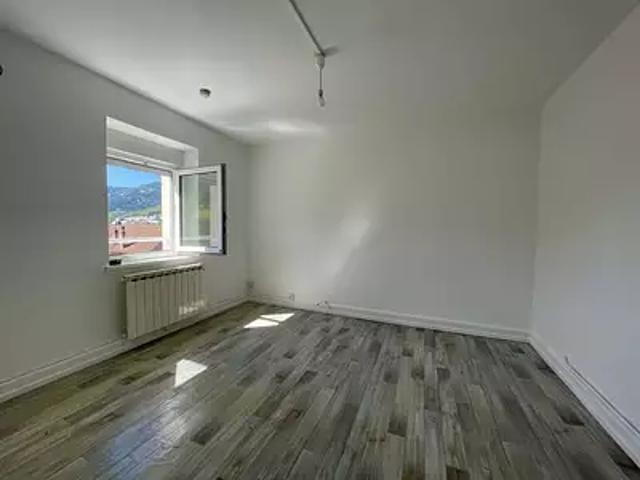 Senones 88210 Location appartement 2 pièces t2 jardin cave