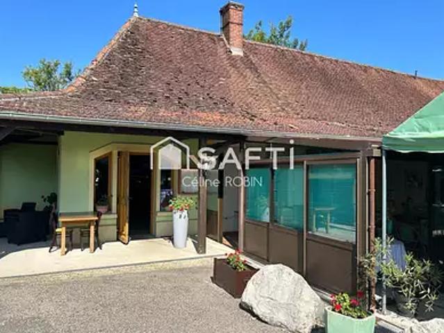 Sens sur Seille 71330 Achat / Vente divers 6 pièces terrasse parking
