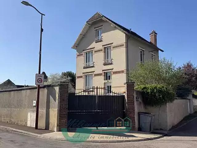 Sens 89100 Achat / Vente maison 9 pièces t9 piscine
