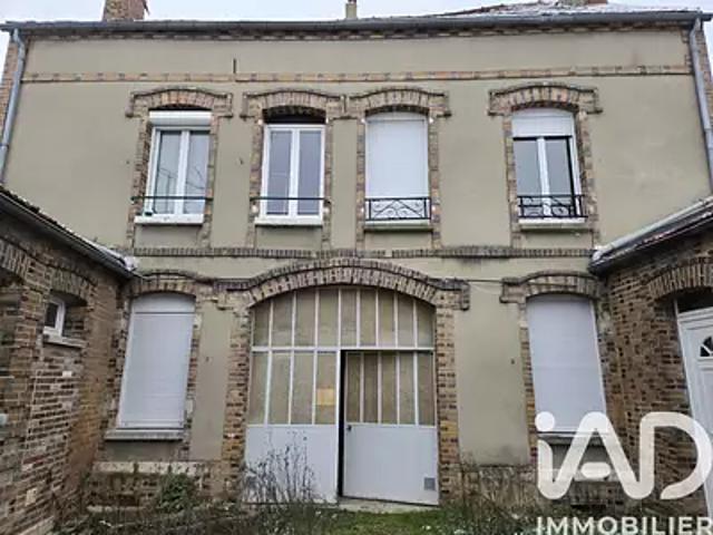 Sens 89100 Achat / Vente appartement 4 pièces t4 au dernier étage