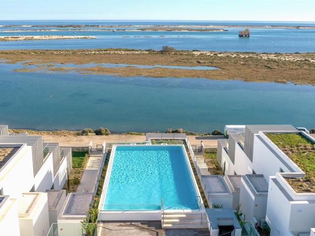 Sensacional T3 em frente à Ria Formosa, com piscina, 3 luga. 13705m² Moncarapacho e Fuseta