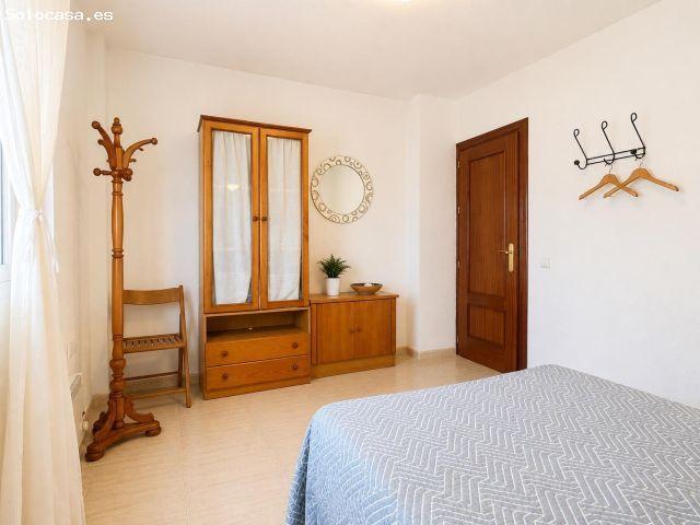 Sensacional piso en esquina con terraza y vistas infinitas al Mediterráneo, a menos de 30 metros del