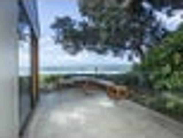 SENSATIONAL SETTING