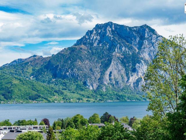 Sensationelle Wohnung im Neuzustand mit Panoramablick