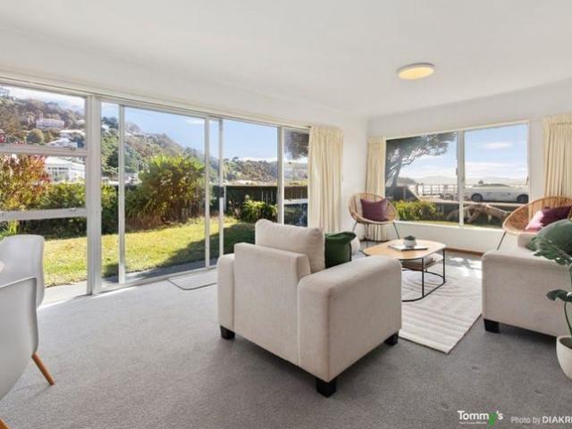 seatoun, 2 bedrooms