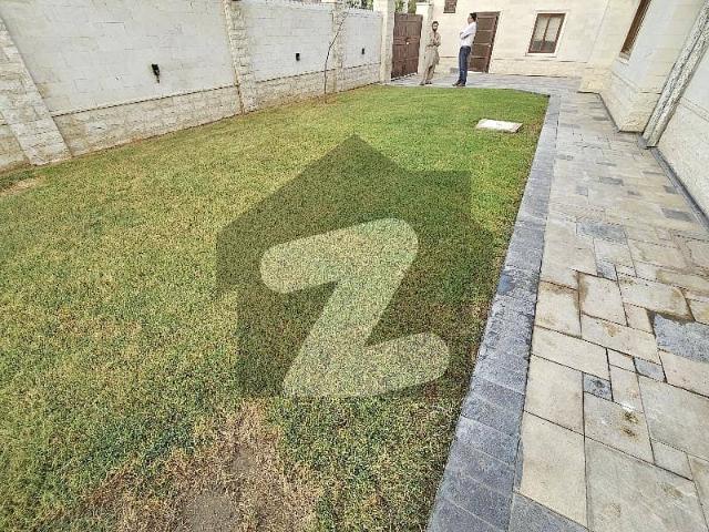 Seaview Apartment Ground Floor Available For Rent