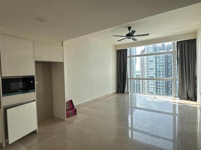 Seaview Condo in Medini