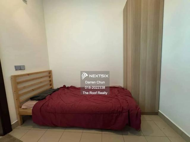 Seaview high floor intermediate lot apartment, ready unit, view to believe