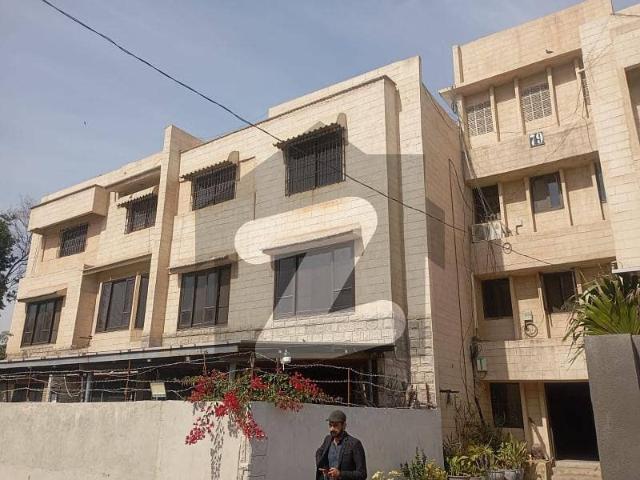 Seaview partment 1st floor for sale