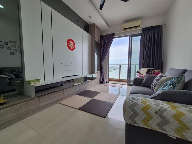 Seaview 3bedroom condo at silverscape Residence for sale
