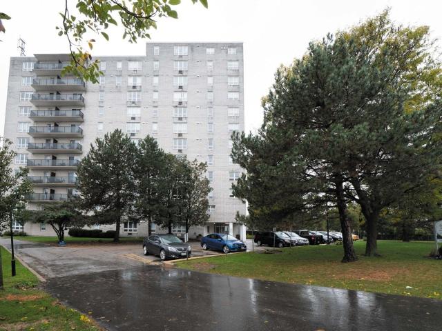 Seaway Tower Apartments 1 Bedroom Apartment for Rent at 8325 Riverside Dr E, Windsor, ON N8S 1E8 Riverside