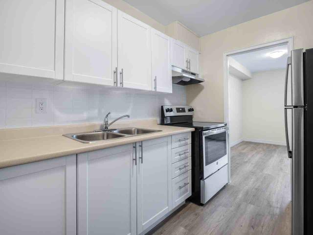 Seaway Tower Apartments 1 Bedroom Apartment for Rent at 8325 Riverside Dr E, Windsor, ON N8S 1E8 Riverside