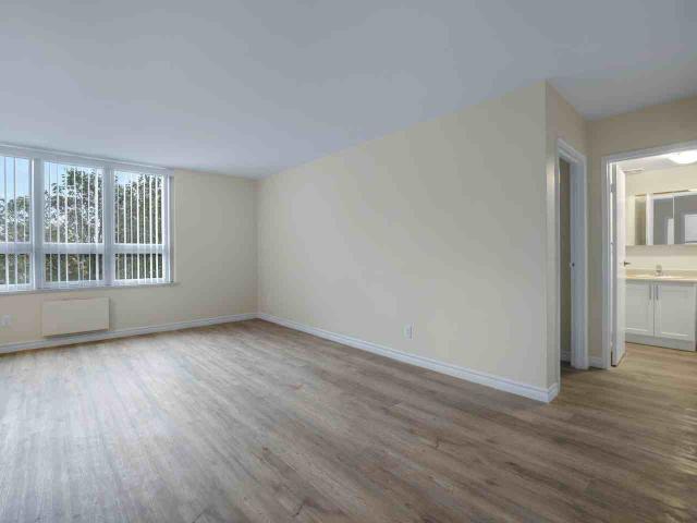 Seaway Tower Apartments 1 Bedroom Apartment for Rent at 8325 Riverside Dr E, Windsor, ON N8S 1E8 Riverside