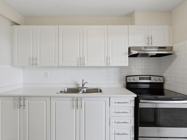 Seaway Tower Apartments Studio Apartment for Rent at 8325 Riverside Dr E, Windsor, ON N8S 1E8 Riverside