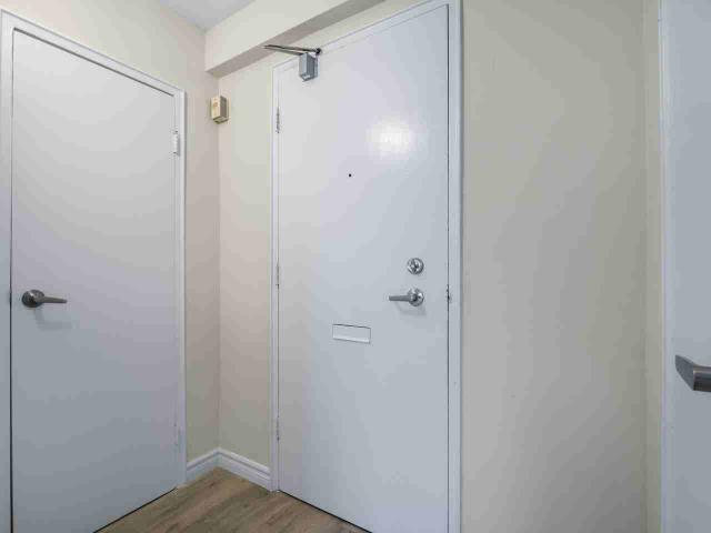 Seaway Tower Apartments Studio Apartment for Rent at 8325 Riverside Dr E, Windsor, ON N8S 1E8 Riverside