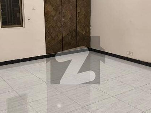 Sea Castle 1 Apartment For Rent Clifton Black 4