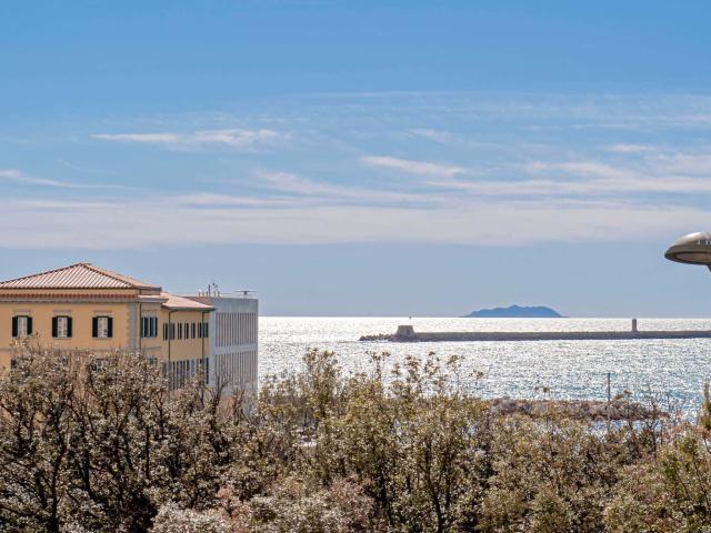 Sea Breeze Loft