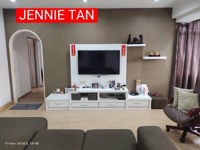 Sea Breeze 900sf full renovated Bukit Dumbar for sale