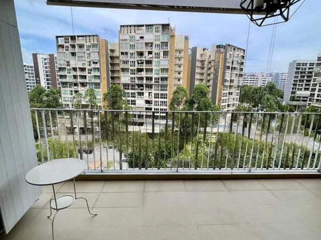 Sea Esta D18, Condominium