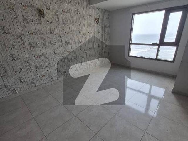 Sea facing apartment available for rent in pearl tower