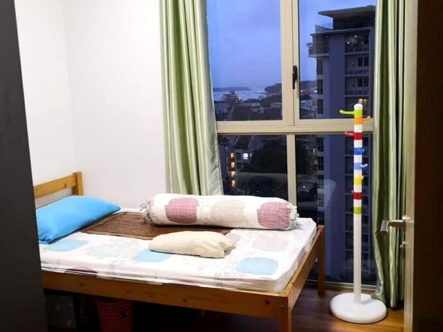 Sea Horizon D18, Condominium