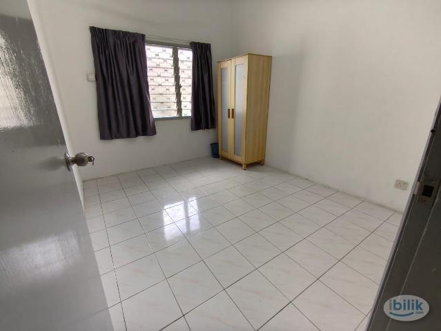 Sea Park Medium Room for Rent