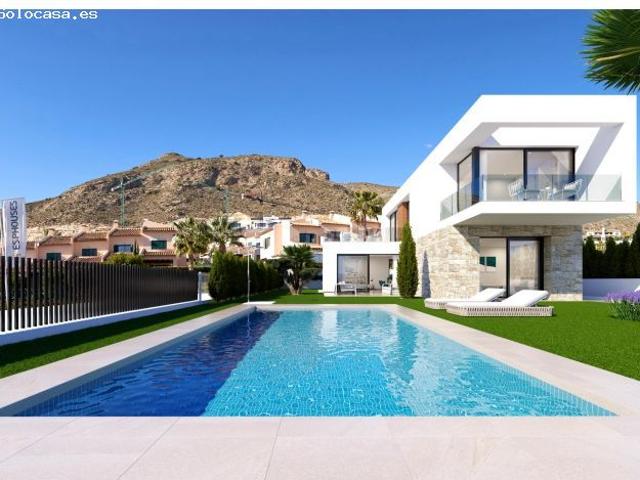 Sea View 6: Villa moderna con piscina privada y vistas impresionantes a la costa