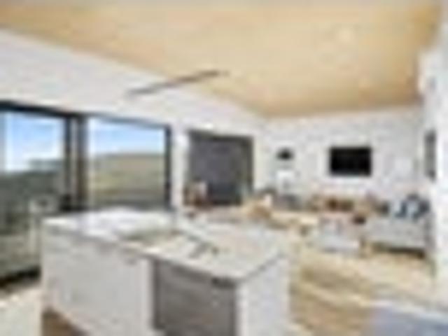 Sea views, sunsets and simple living
