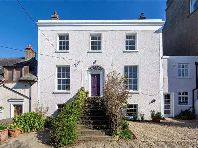 Seafield House, 8 Burdett Avenue, Sandycove, Co. Dublin Sherry FitzGerald Dalkey 4913 MyHome. Ie Residential