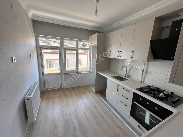 Seah Karşısı Komple Yenilenmiş Kiralık Daire
