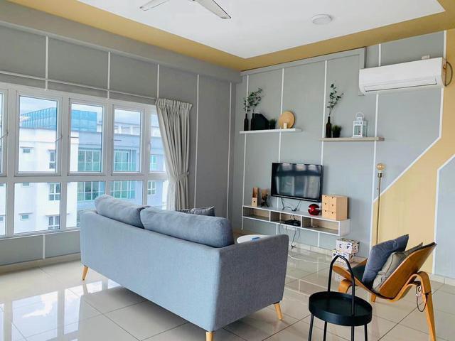 Season Apartment Amara Larkin Corner Unit Penthouse