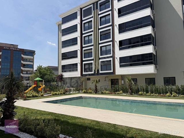 SEASON GAYRİMENKUL'DEN MURATBEY MAH.SİTE İÇİ ARAKAT 3+1 150 M2
