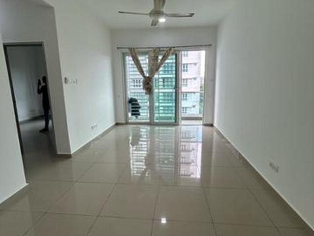 Season Larkin Nearby CIQ 2Bed Below market