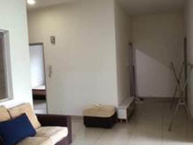 Season Luxury Amara Larkin for rent No agent fee Near ciq