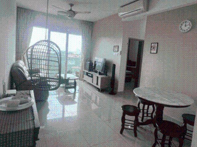 Season Luxury Apartment